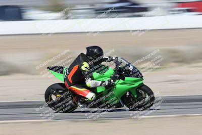 media/Jan-15-2026-Racers Edge (Thu) [[dfebeb70ab]]/3-B Group/Session 2 (Turn 15 Inside Pans)/